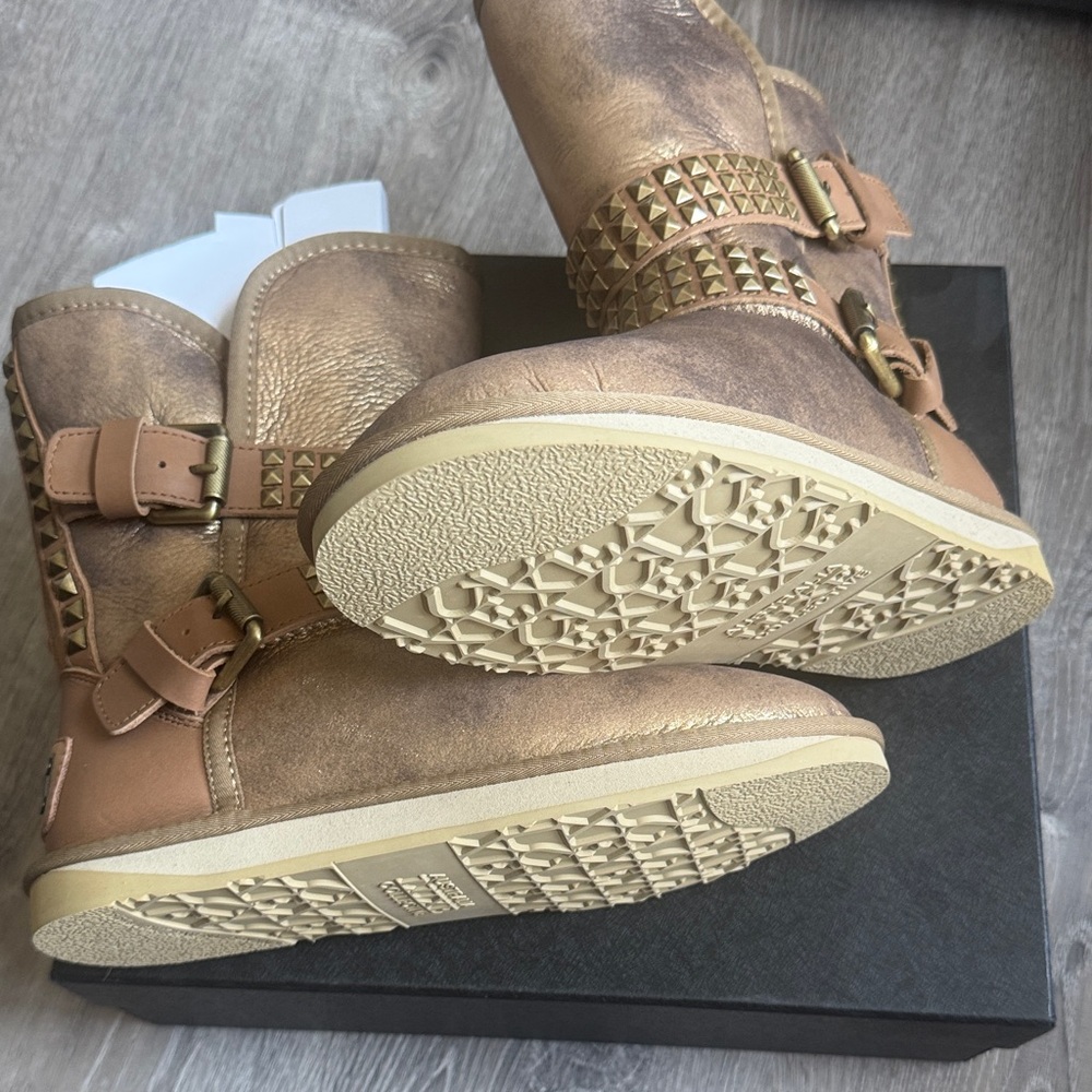 Australia Luxe Collective Gold Ankle Boots - Picture 5 of 13